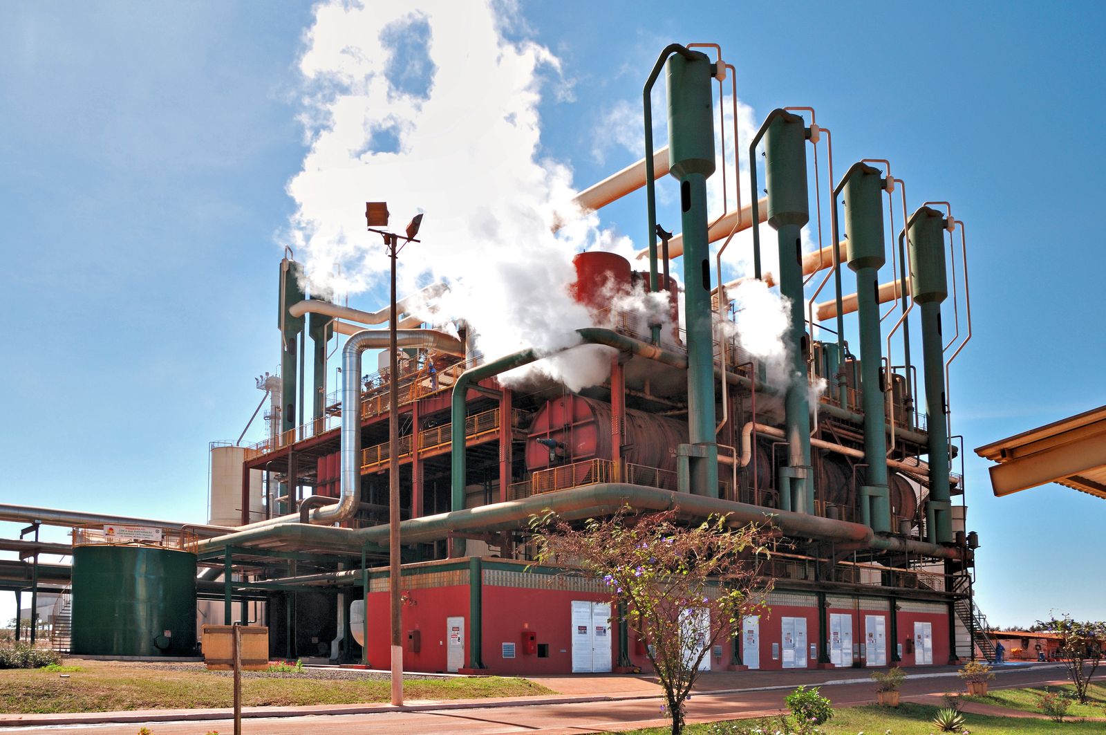 Após três rebaixamentos consecutivos em 2019, S&P volta a elevar rating da USJ