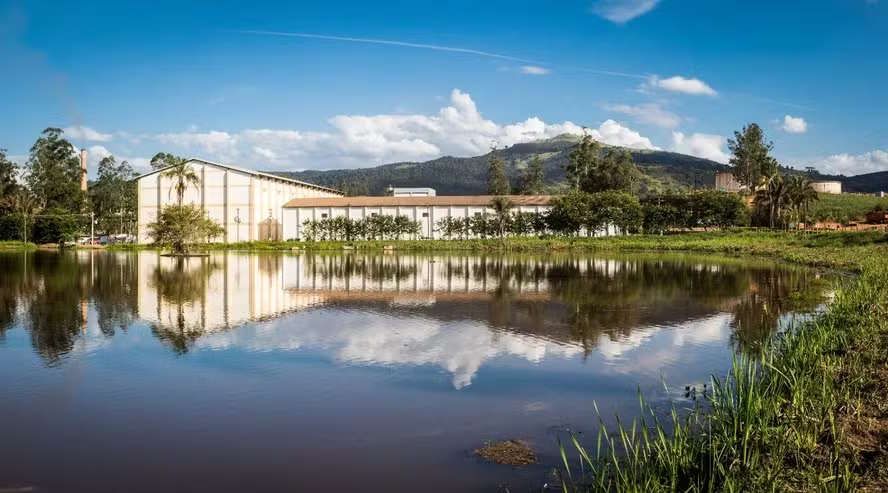 Adecoagro vende usina em MG para fundo e foca em Mato Grosso do Sul