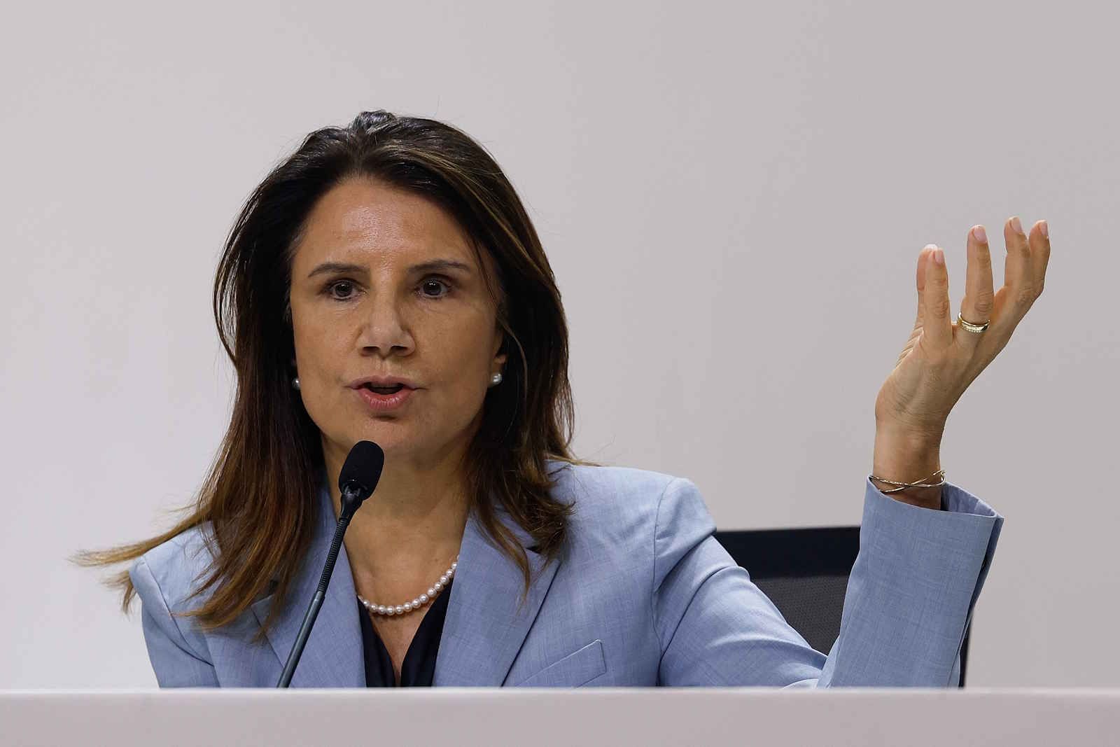 Diretora da COP30 em Belém acusa EUA de travar políticas climáticas de outros países