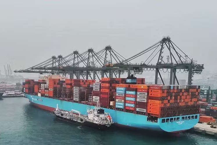 Maersk realiza seu primeiro abastecimento comercial de navio com etanol