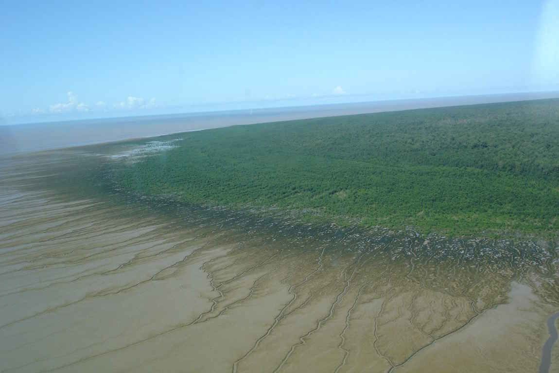 Exploração petrolífera avança na Margem Equatorial sem avaliação dos riscos socioambientais